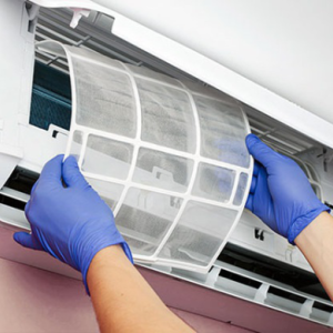 Vệ sinh thiết bị điện